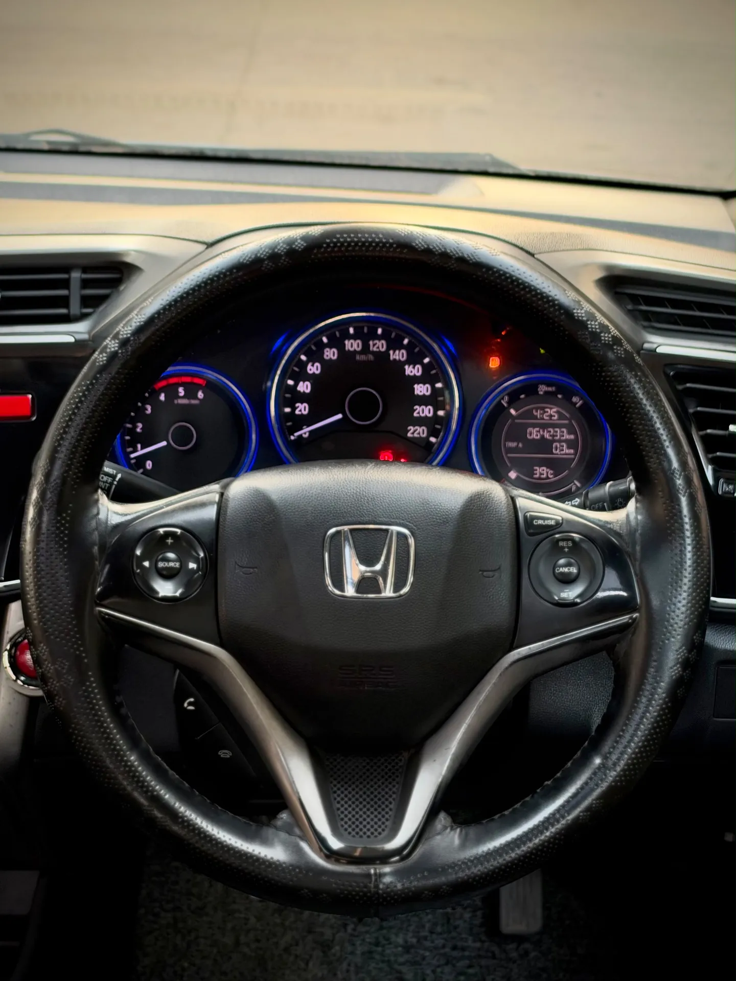 Honda City (2014) 9