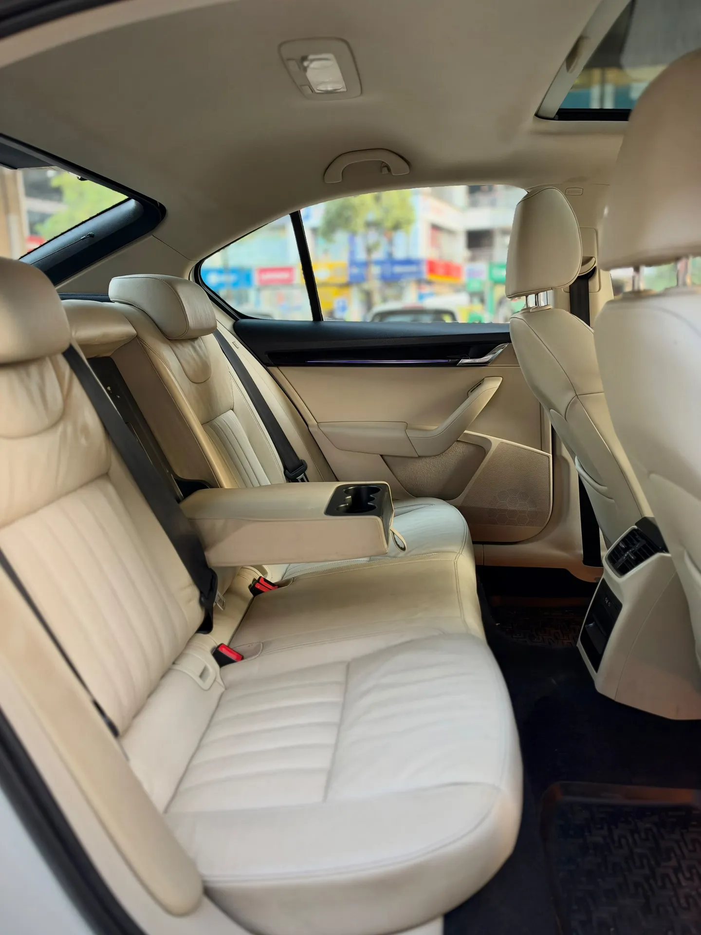 Skoda octavia (2020) 7