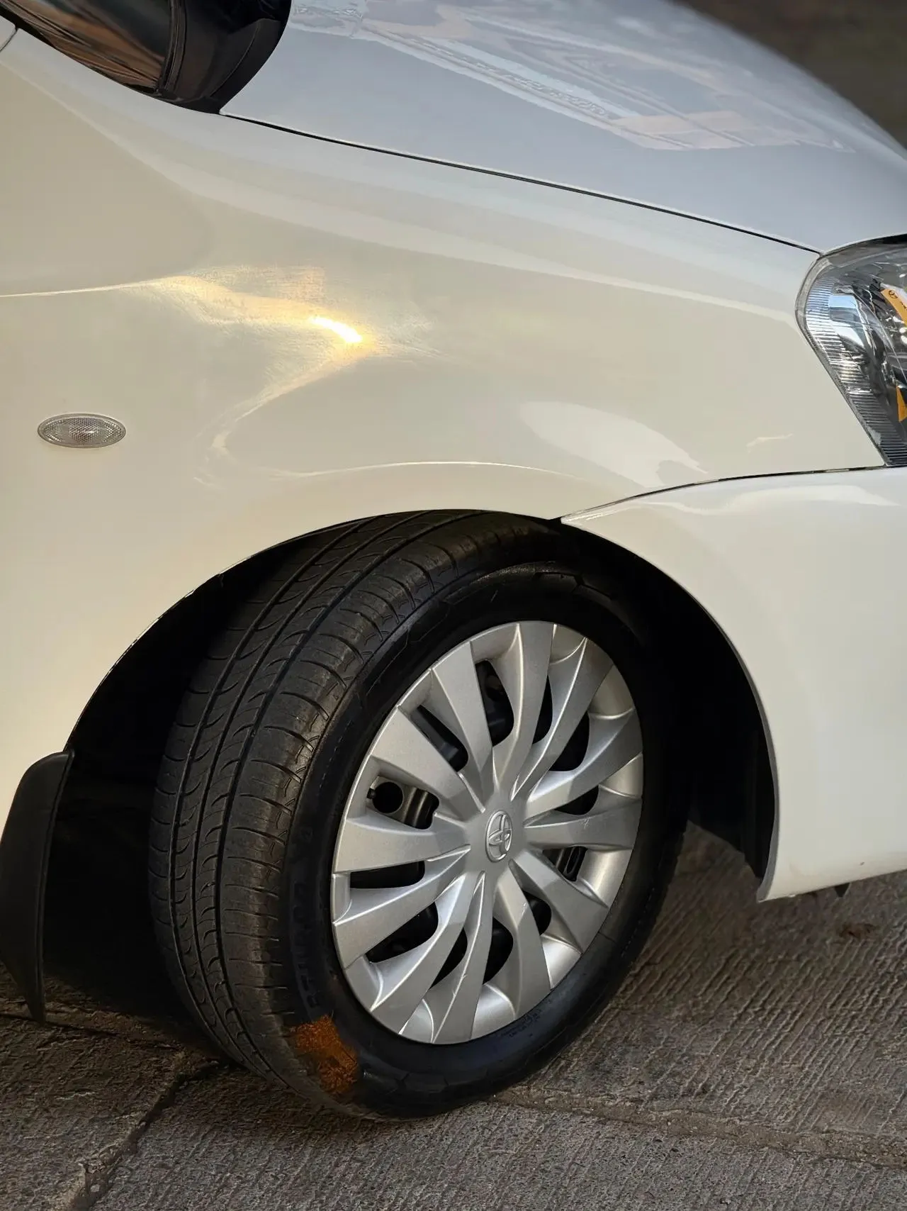Toyota Etios (2015) 10