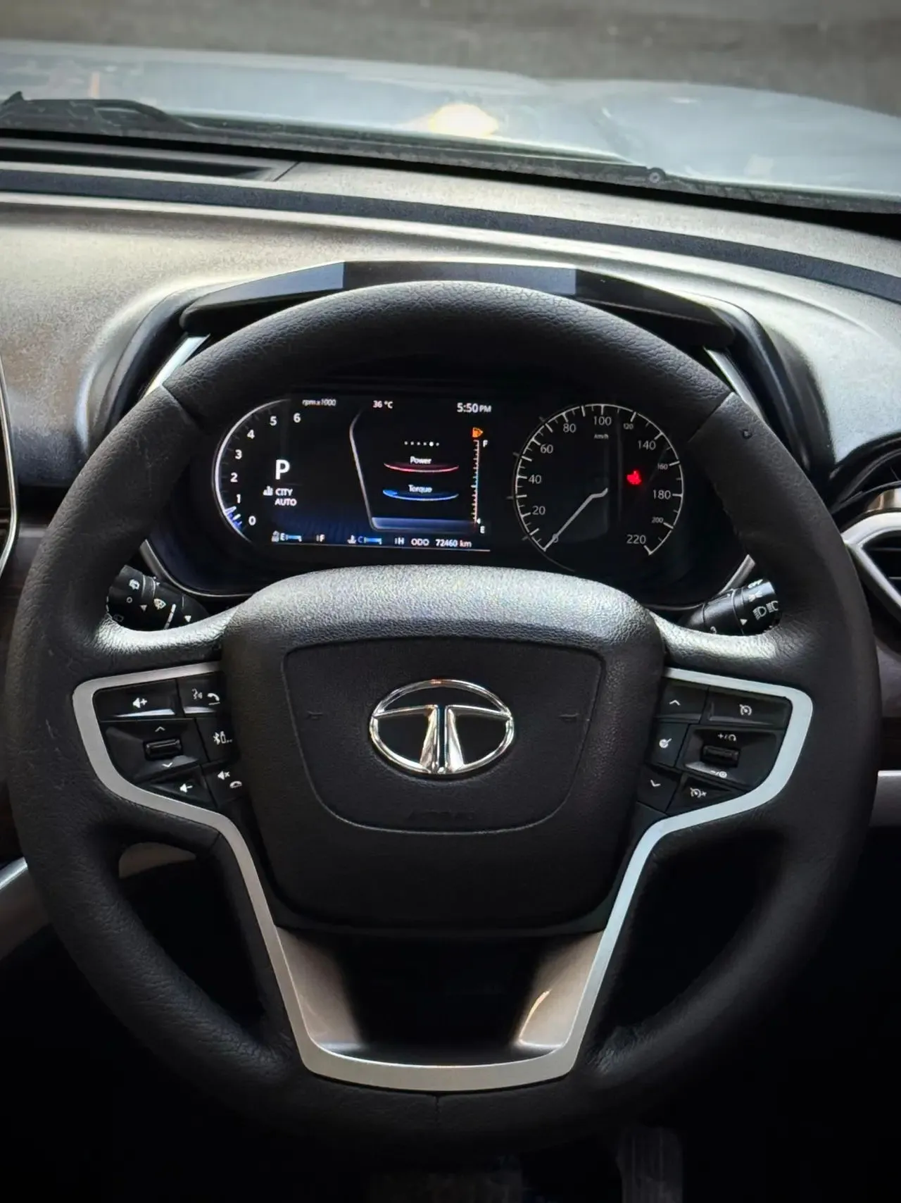 Tata Harrier (2022) 9