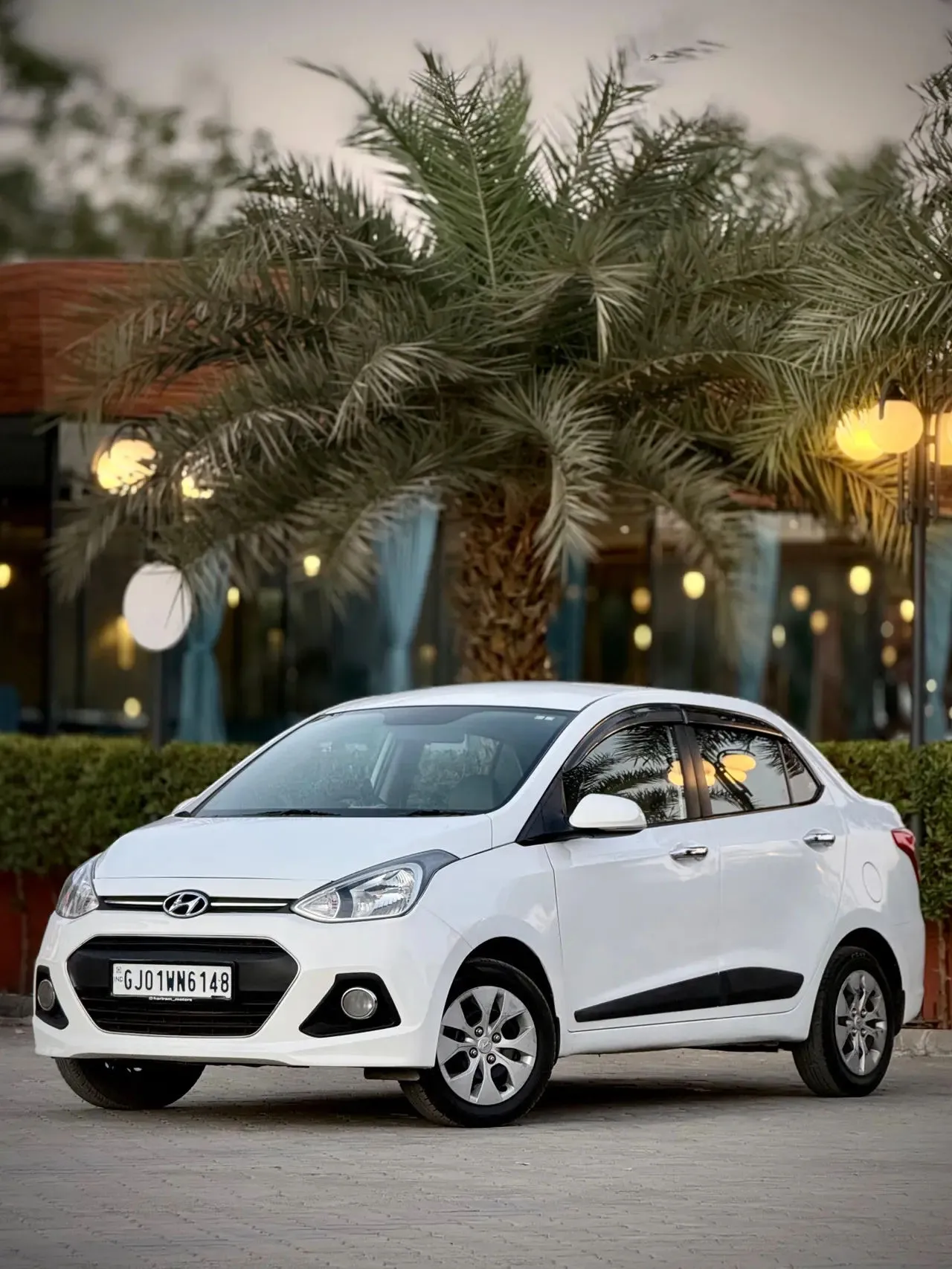 Hyundai Xcent (2017) 2