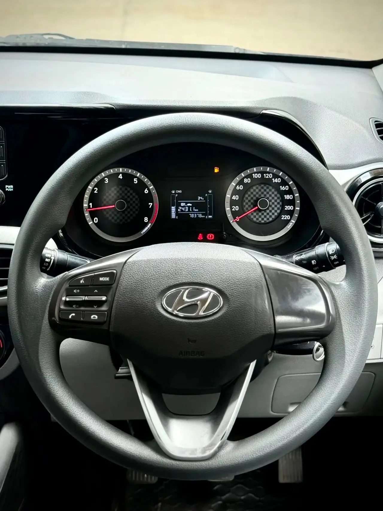 Hyundai I10 Grand Nios (2022) 9