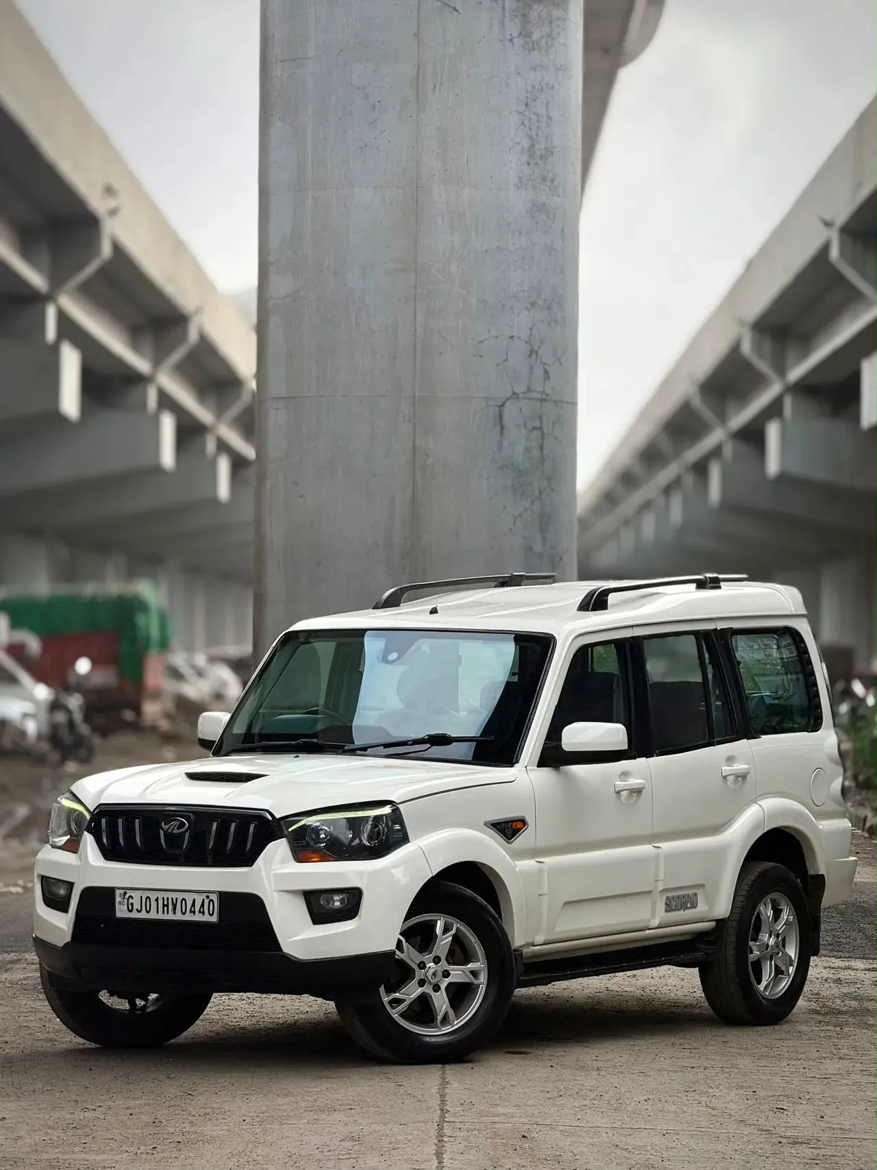 Mahindra Scorpio (2017) 2