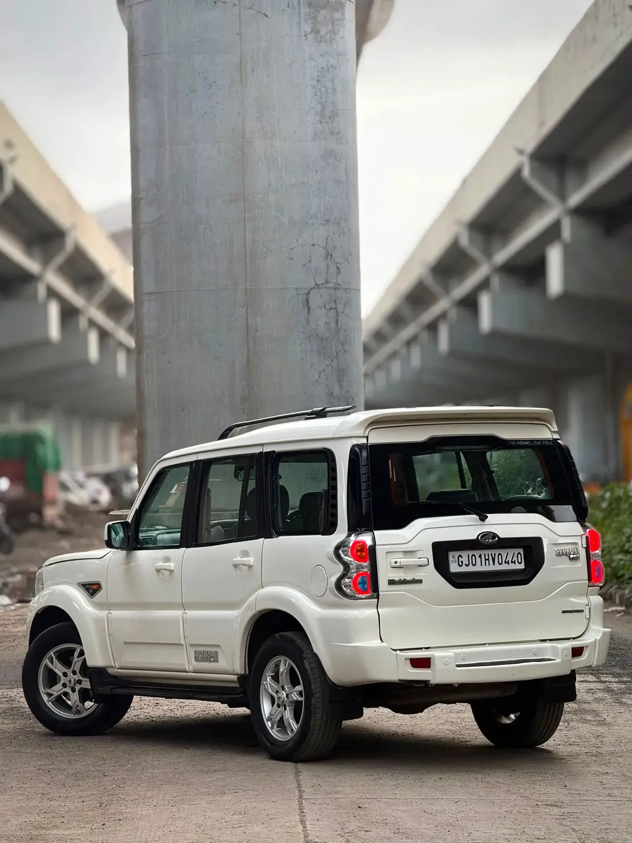 Mahindra Scorpio (2017) 4