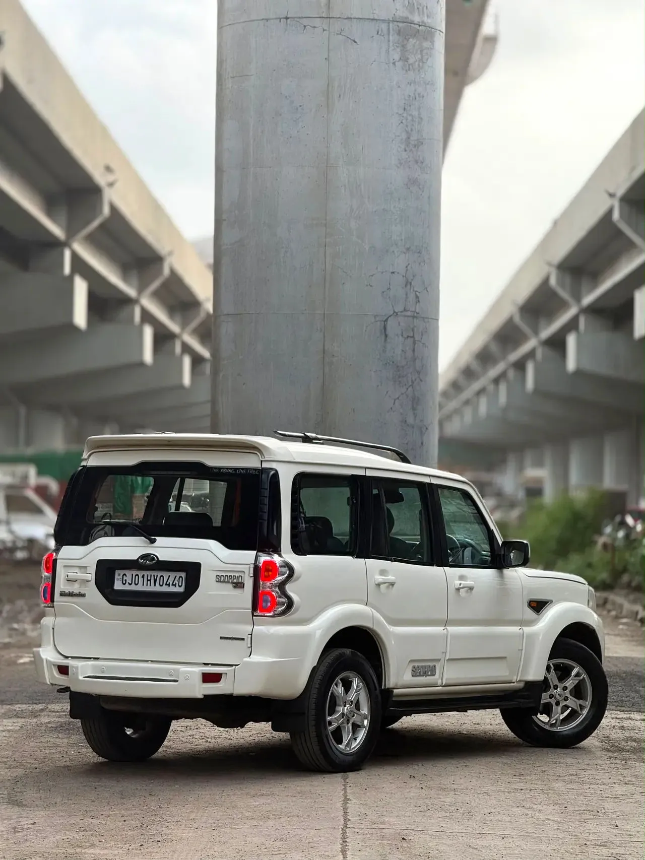 Mahindra Scorpio (2017) 5