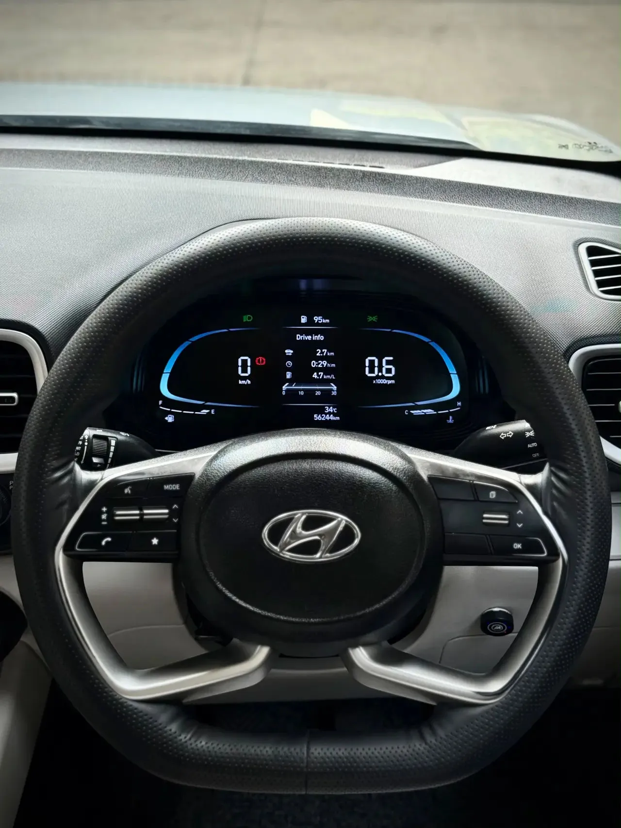 Hyundai Venue (2022) 9